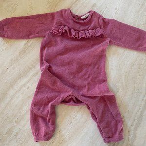 Viverano Milan Heather Knit Ruffle Jumpsuit Romper, size 3-6 months